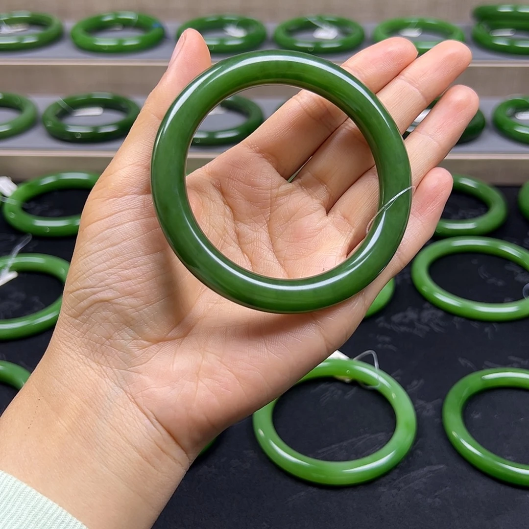 未镶嵌手镯和田玉（碧玉）60+