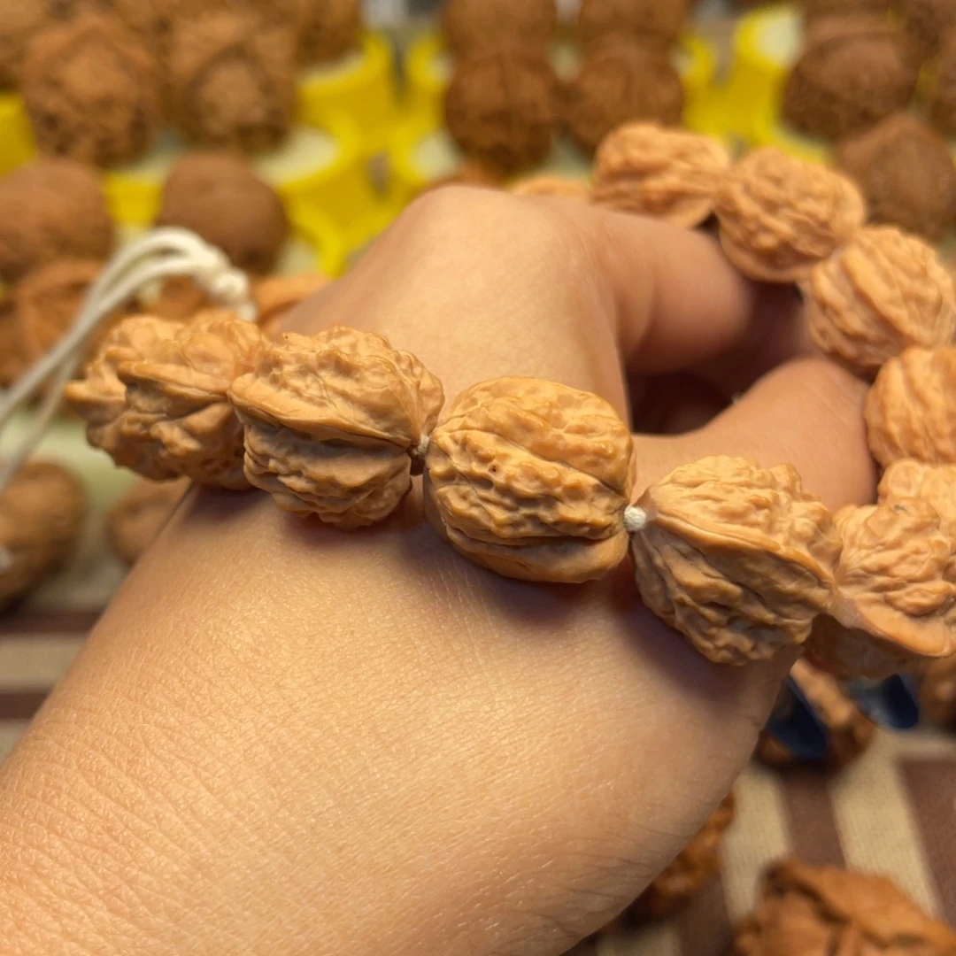 小***粉文玩核桃吊坠小蛤蟆