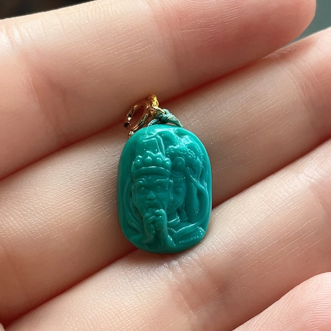 未镶嵌绿松石颈饰