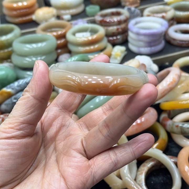 石英质玉56加未镶嵌