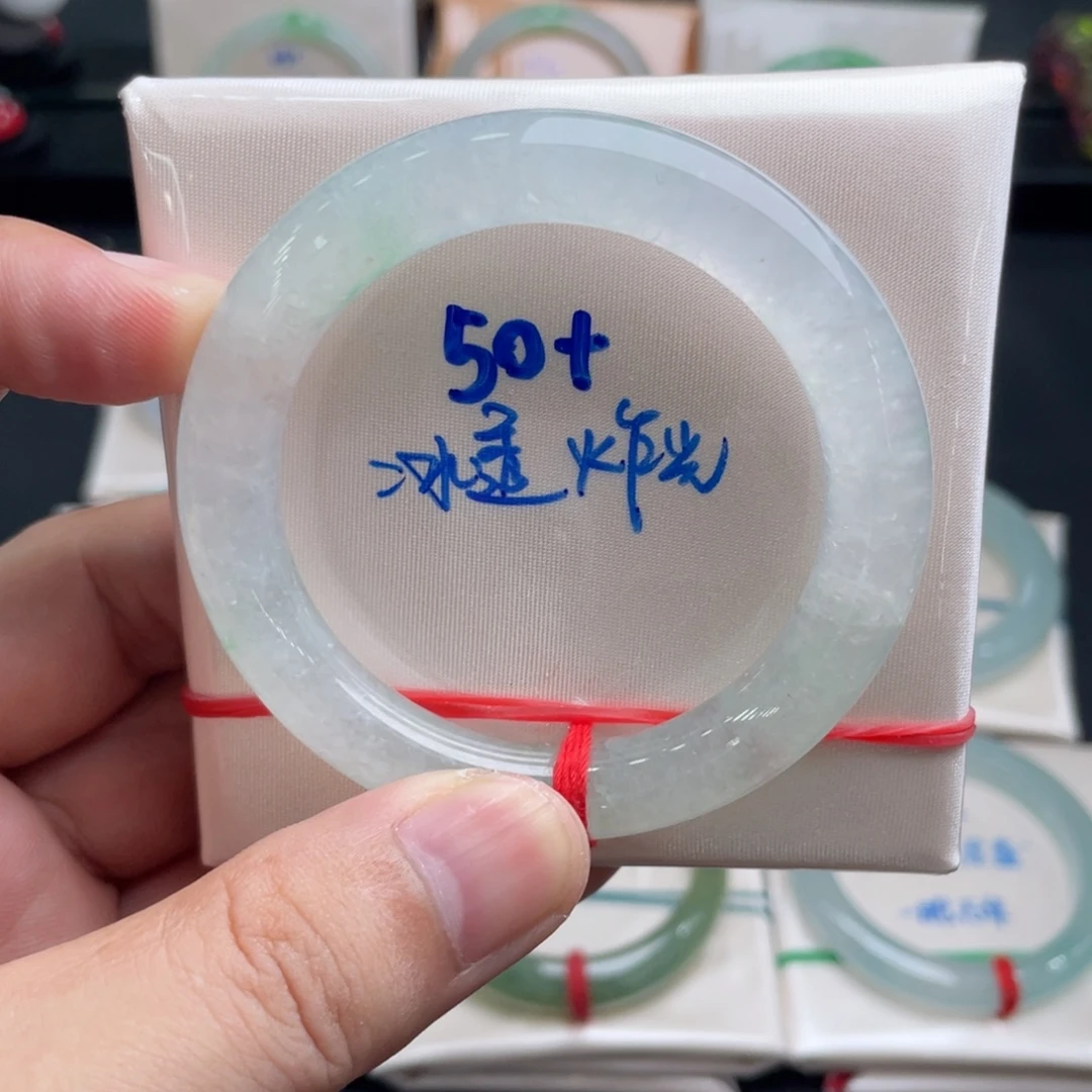 未镶嵌手镯翡翠翡翠手镯