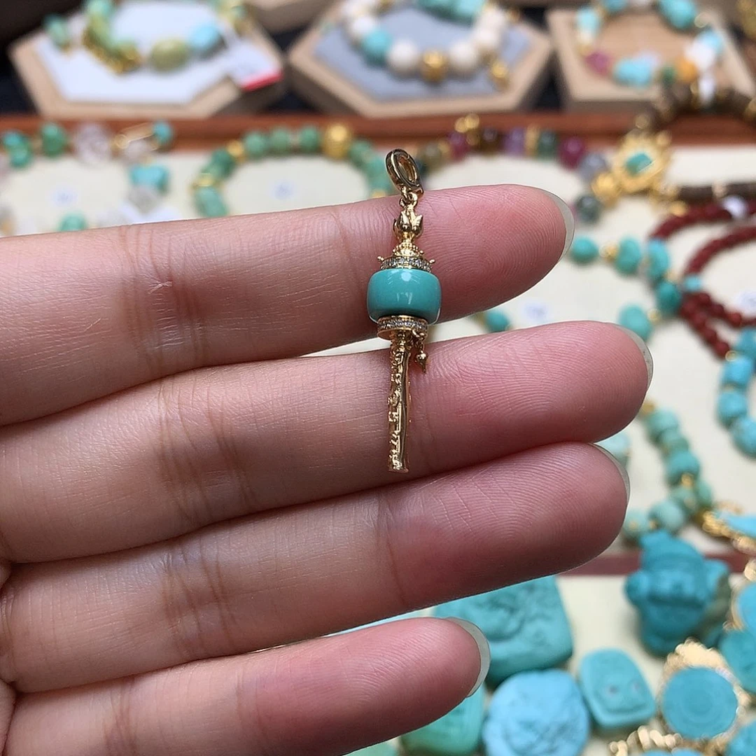 绿松石18K金镶嵌颈饰