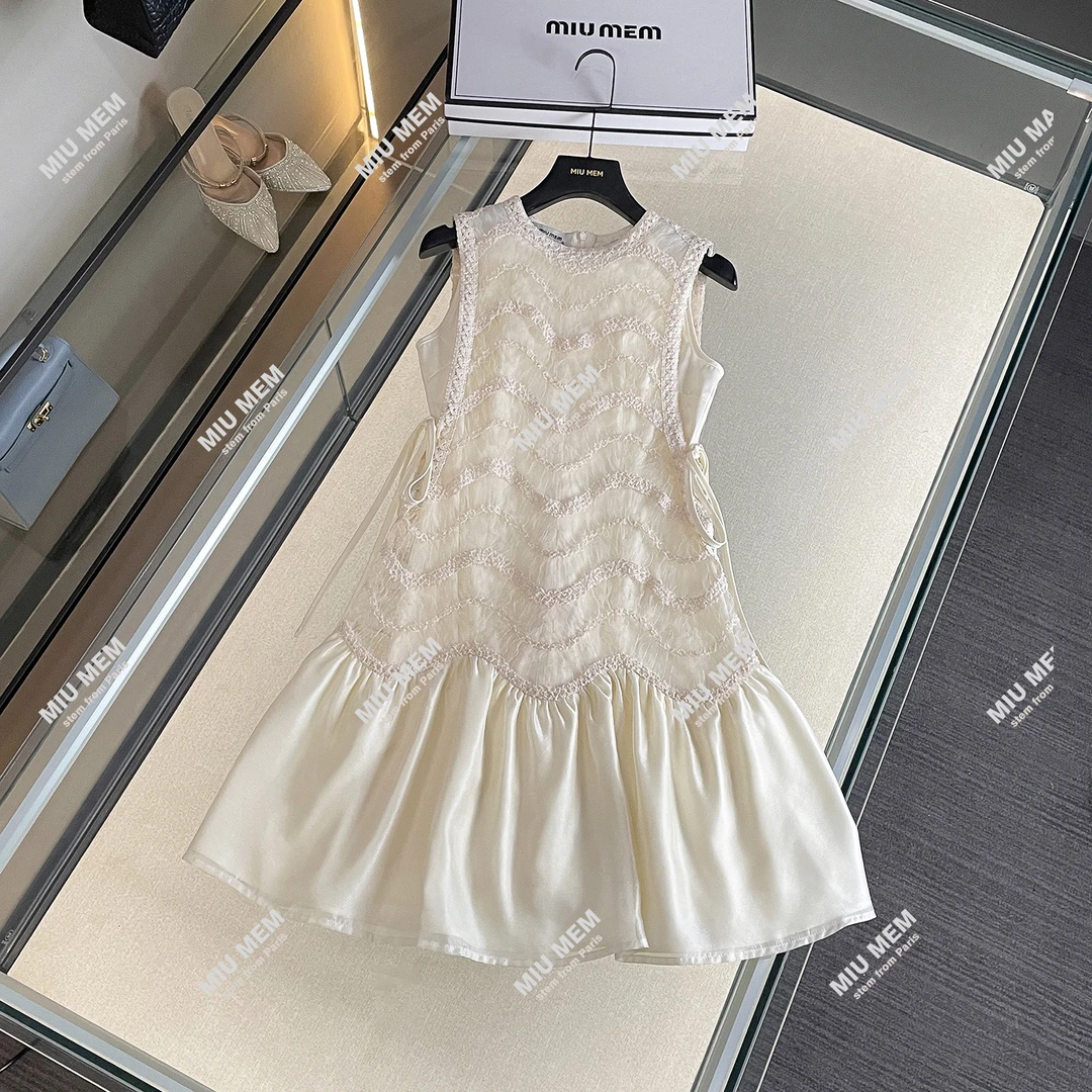 小个子法式温柔气质连衣裙女夏季网纱拼接无袖背心裙DY6860