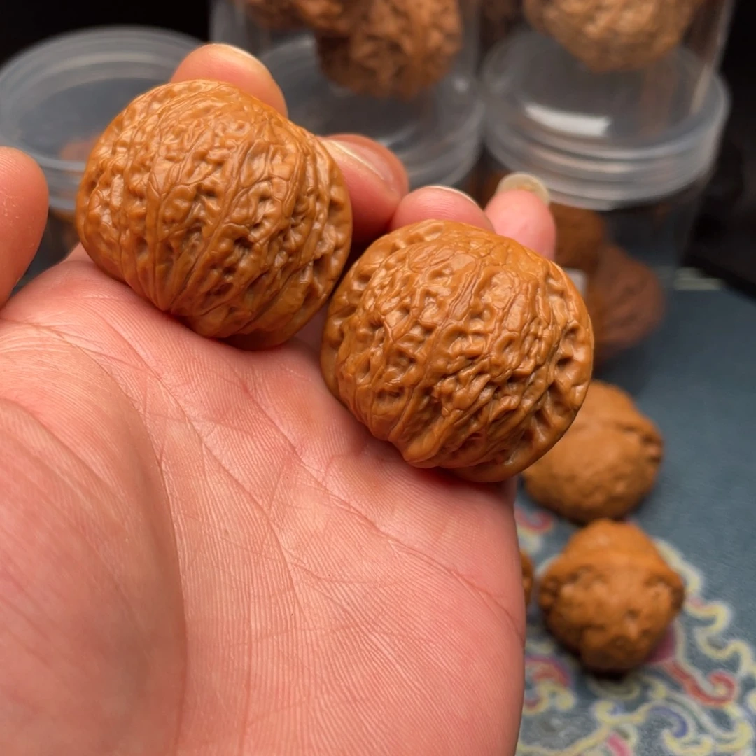 文玩核桃把件铁锤