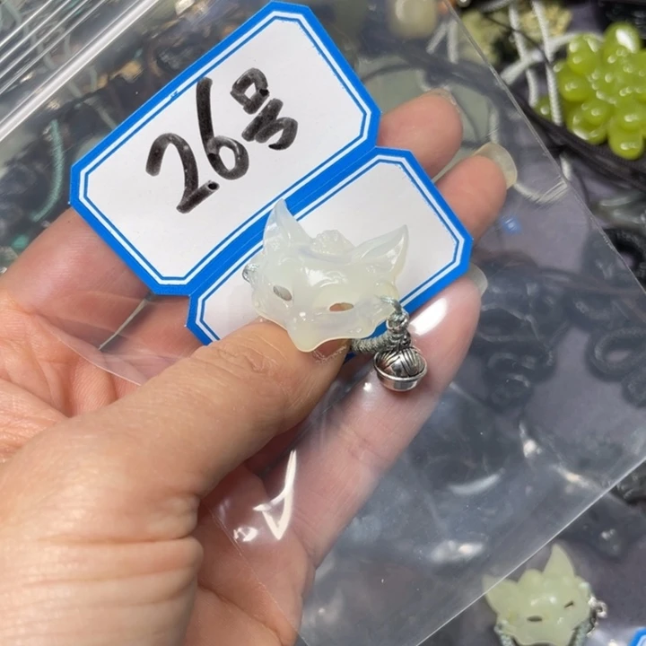 蛇纹石玉颈饰合金悠**二