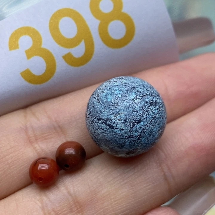 南红玛瑙未镶嵌珠宝奇石