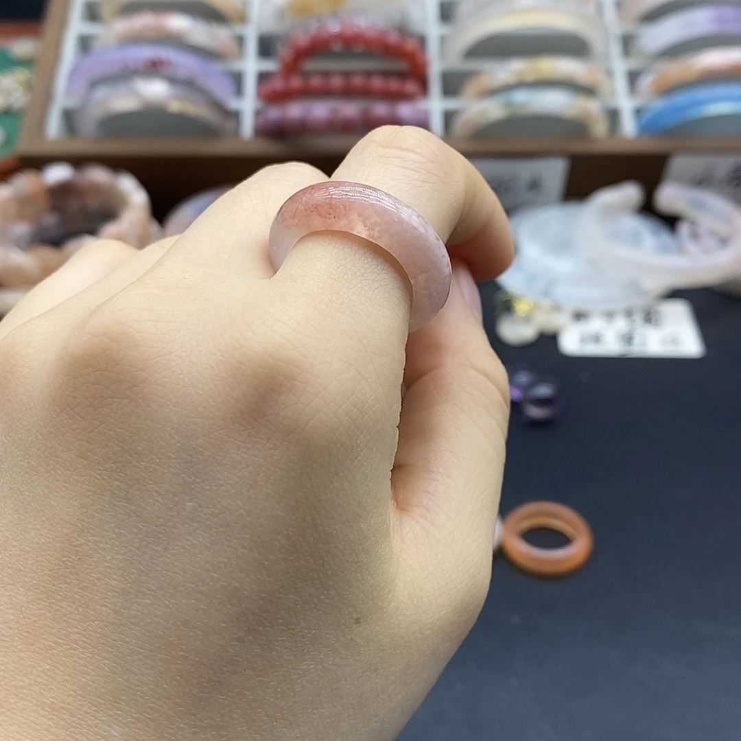 玛瑙/玉髓手镯未镶嵌萌*子