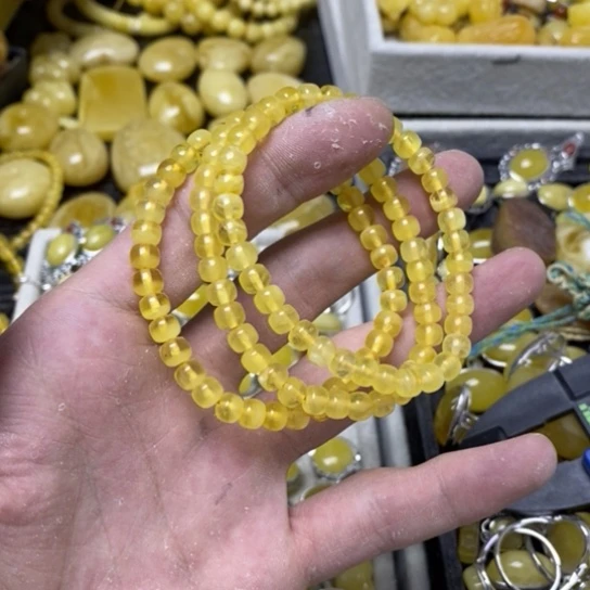 蜜蜡裸石未镶嵌多样性发货其一