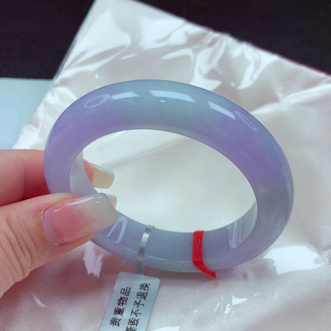 未镶嵌手镯翡翠手镯