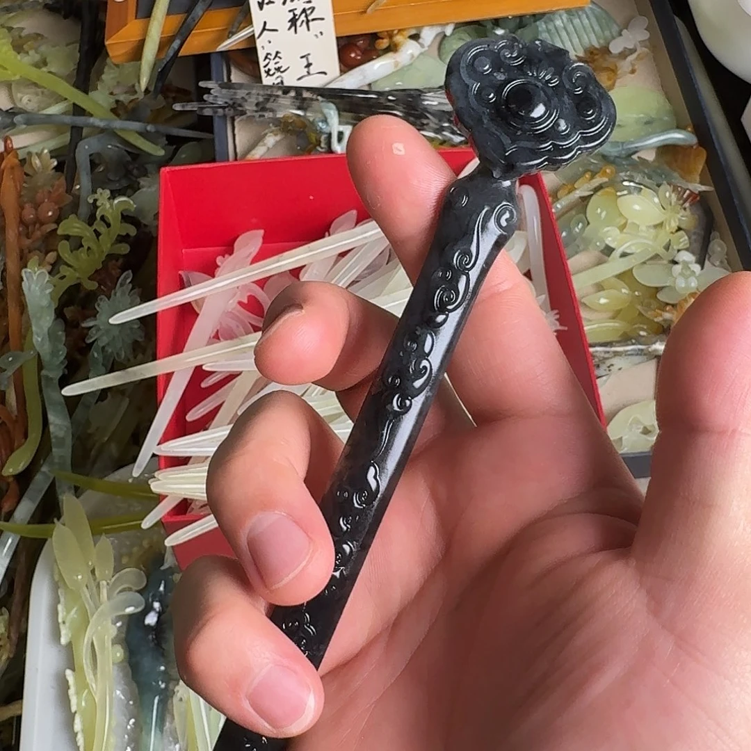 蛇纹石玉未镶嵌发饰