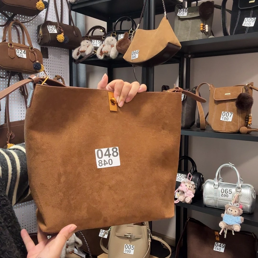 PU大水桶棕色福利款