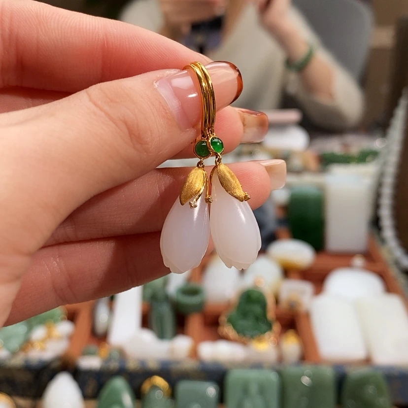 【闪购商品】吊坠(不含链)18K金镶嵌和田玉耳饰