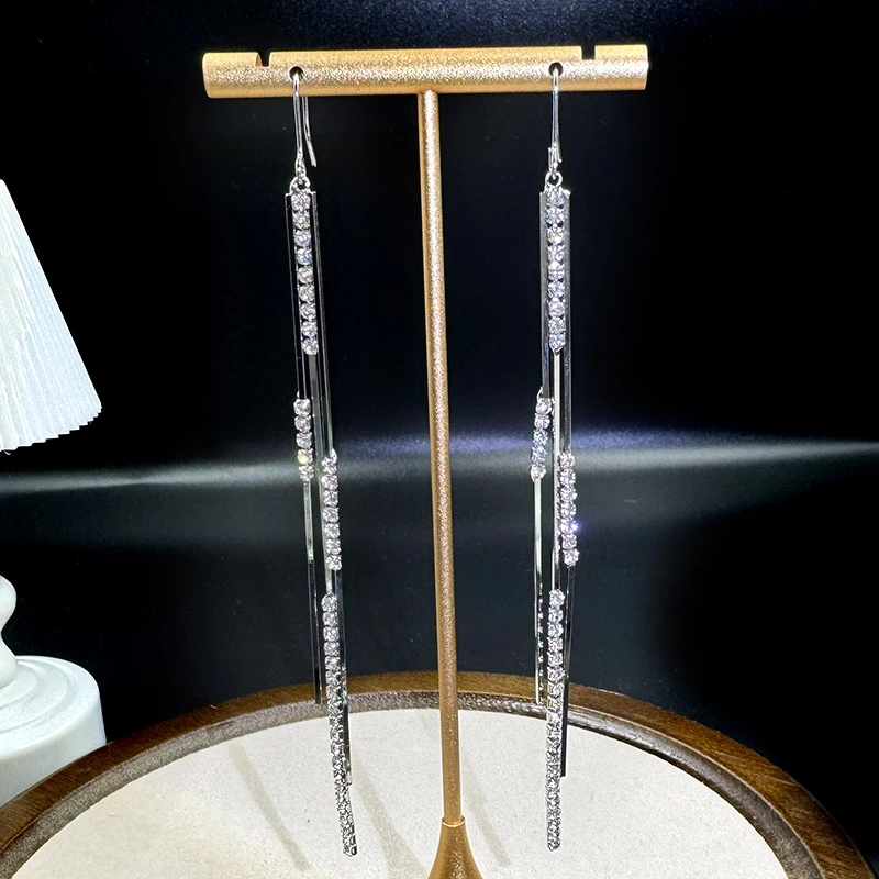 铜合金耳饰 超闪长款流苏耳环女个性小众设计时尚耳钉耳钩耳坠ins