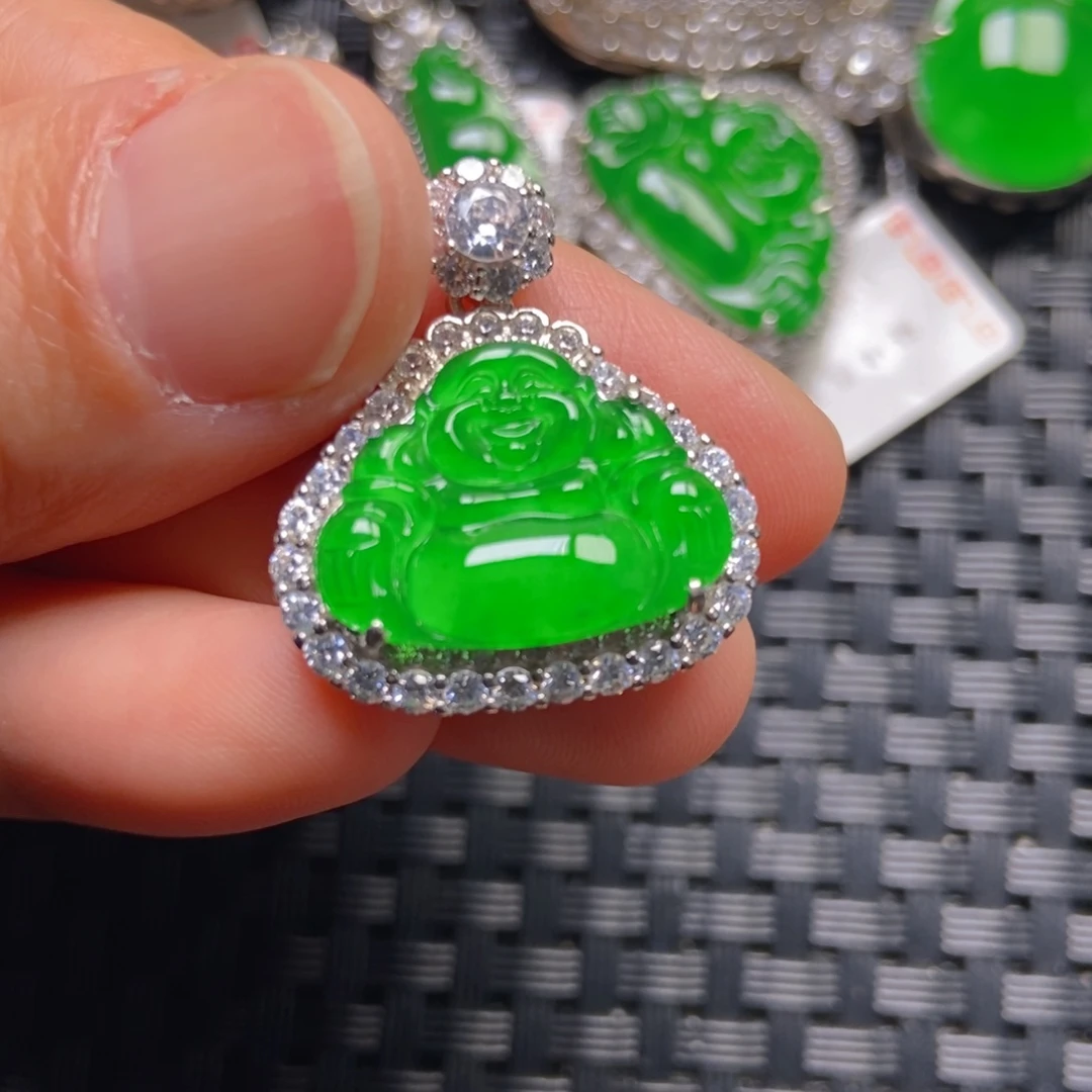 翡翠银S925镶嵌颈饰佛公吊坠