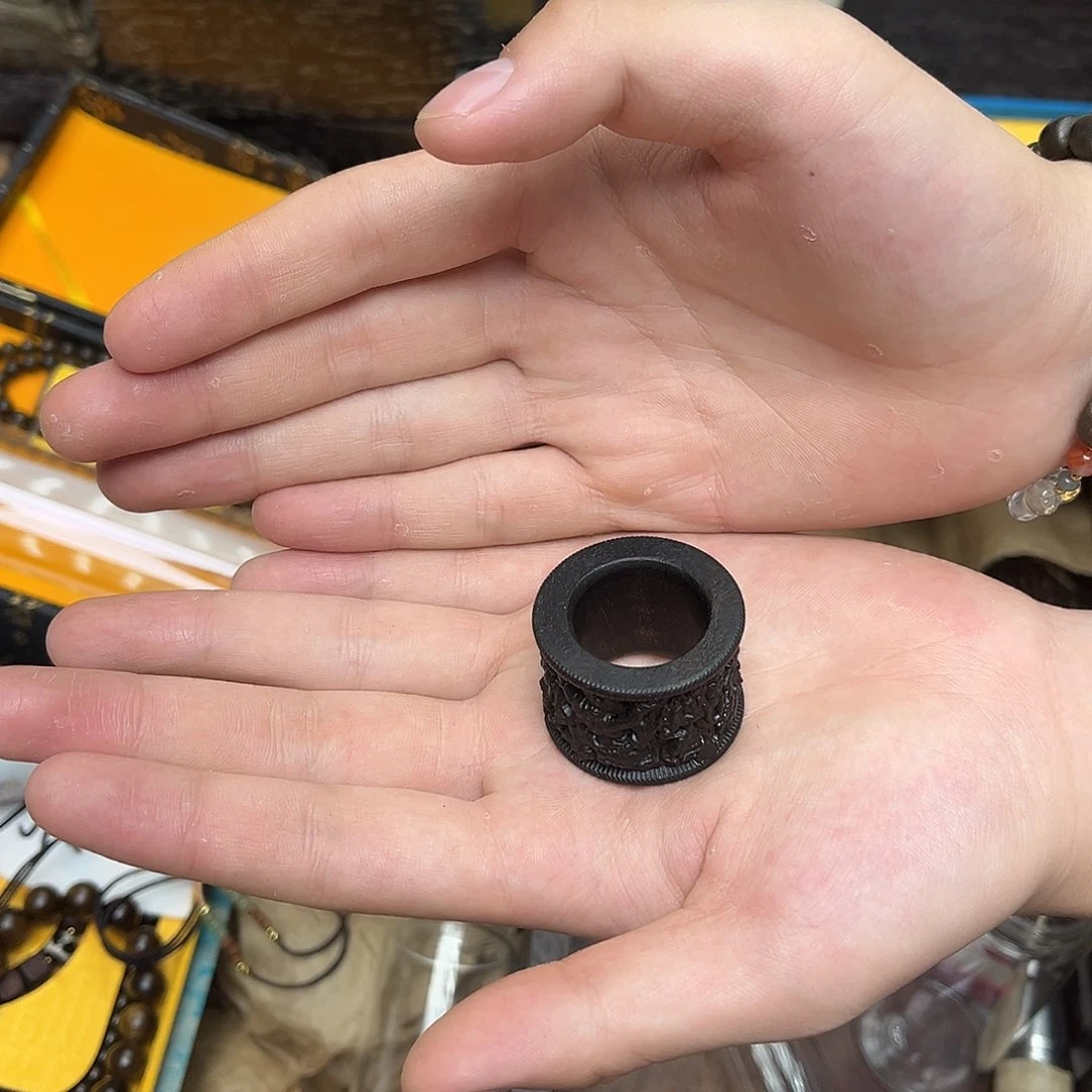 大叶紫檀（黑酸枝木类）