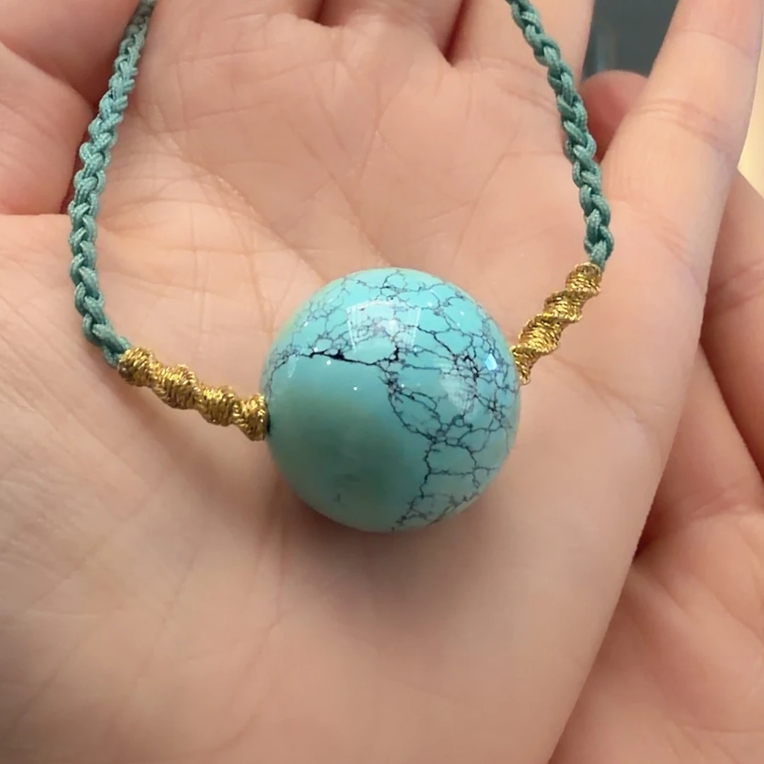 绿松石未镶嵌颈饰