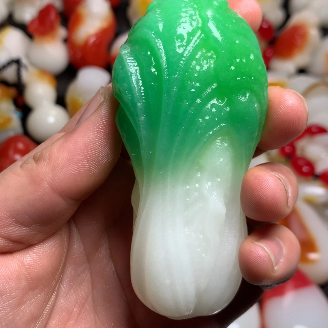 新疆戈壁石五彩石