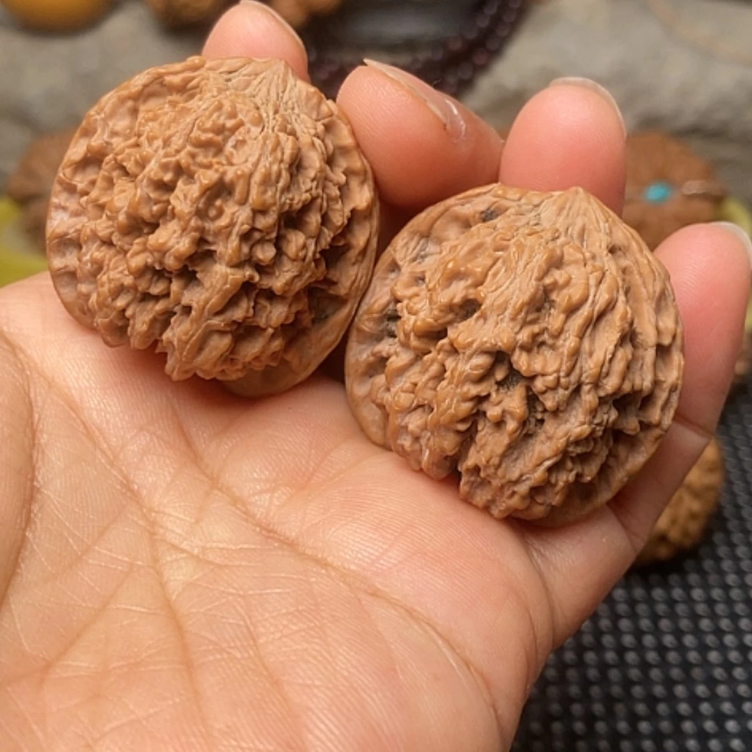 【闪购商品】文玩核桃把件满天星狮子头