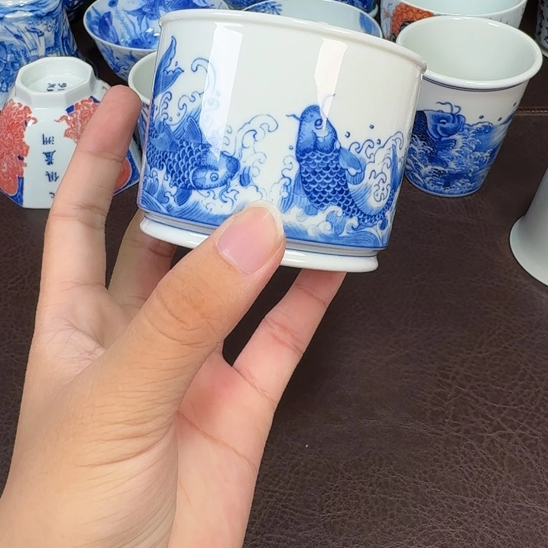 现代景德镇陶瓷杯