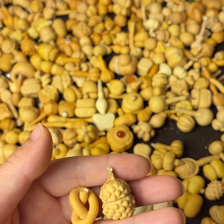 小***鱼葫芦山是著名景山旅游度假