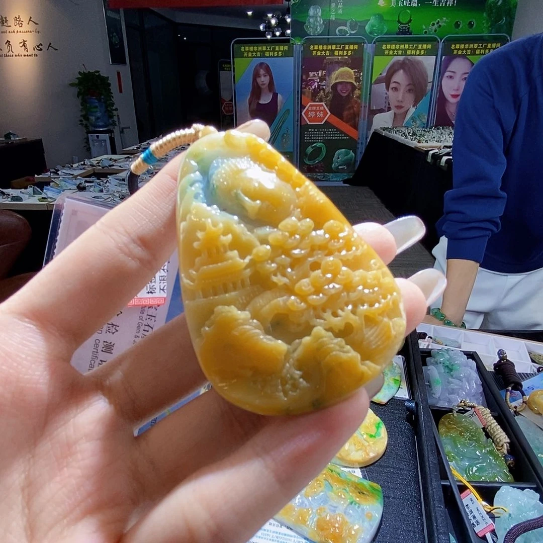 颈饰未镶嵌翡翠翡翠