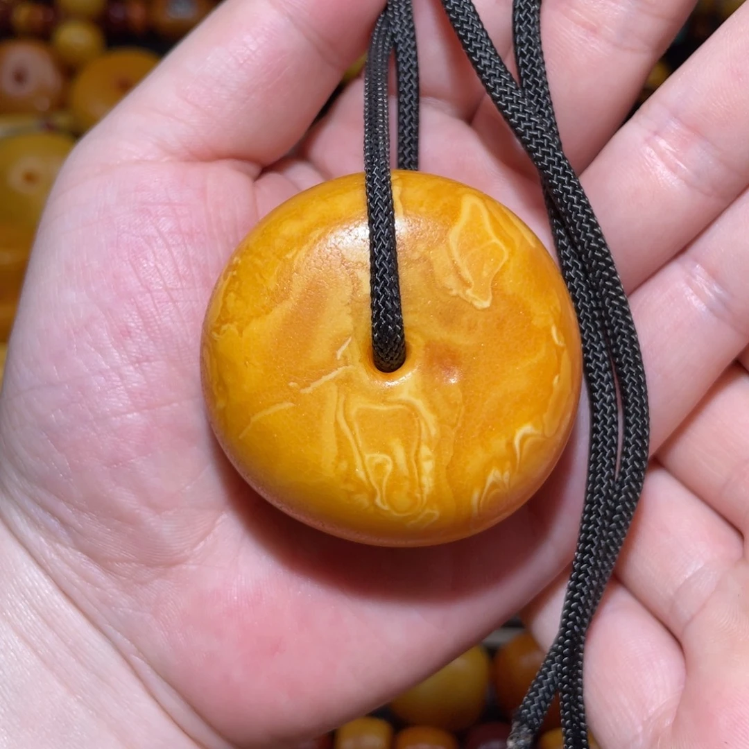 琥珀未镶嵌裸石饼子