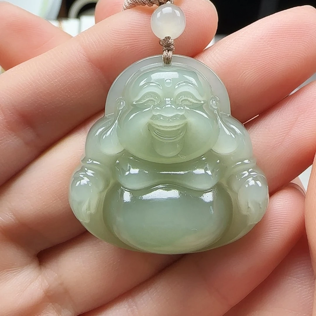 和田玉颈饰未镶嵌番**?