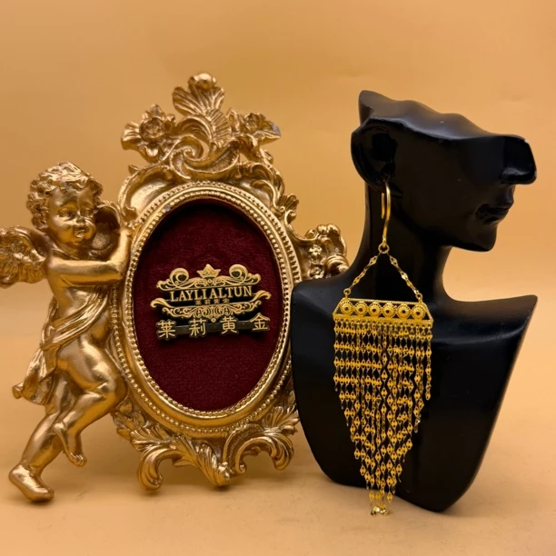 C播 8.45g 足金999 耳饰d