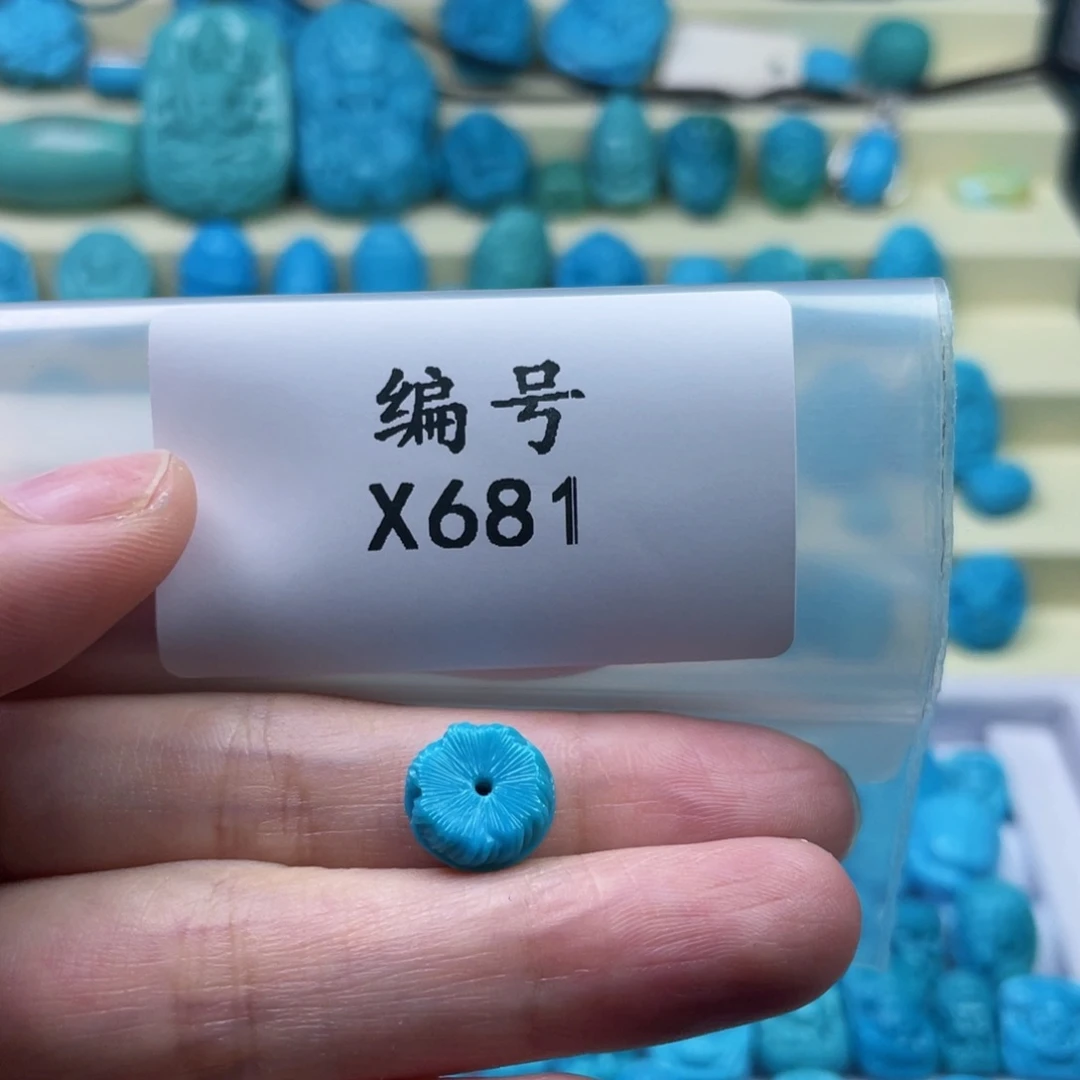 未镶嵌绿松石天然原矿绿松石雕件