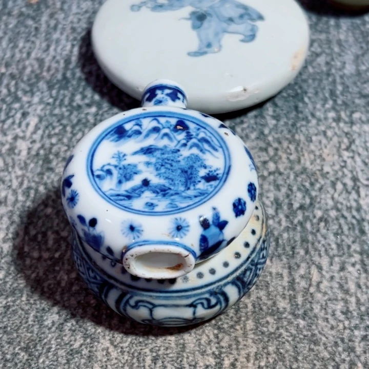 瓷片青花文饰的时候一个碗