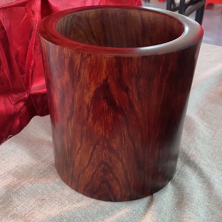 其他黄花梨/降香黄檀存*海南黄花梨笔筒