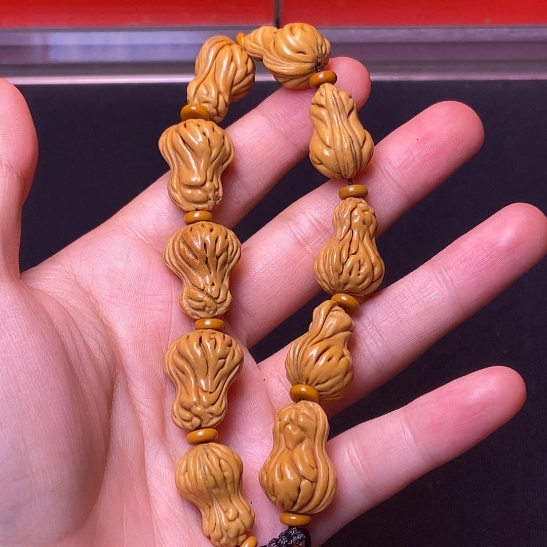 桃核吊坠秦岭龙纹桃核1