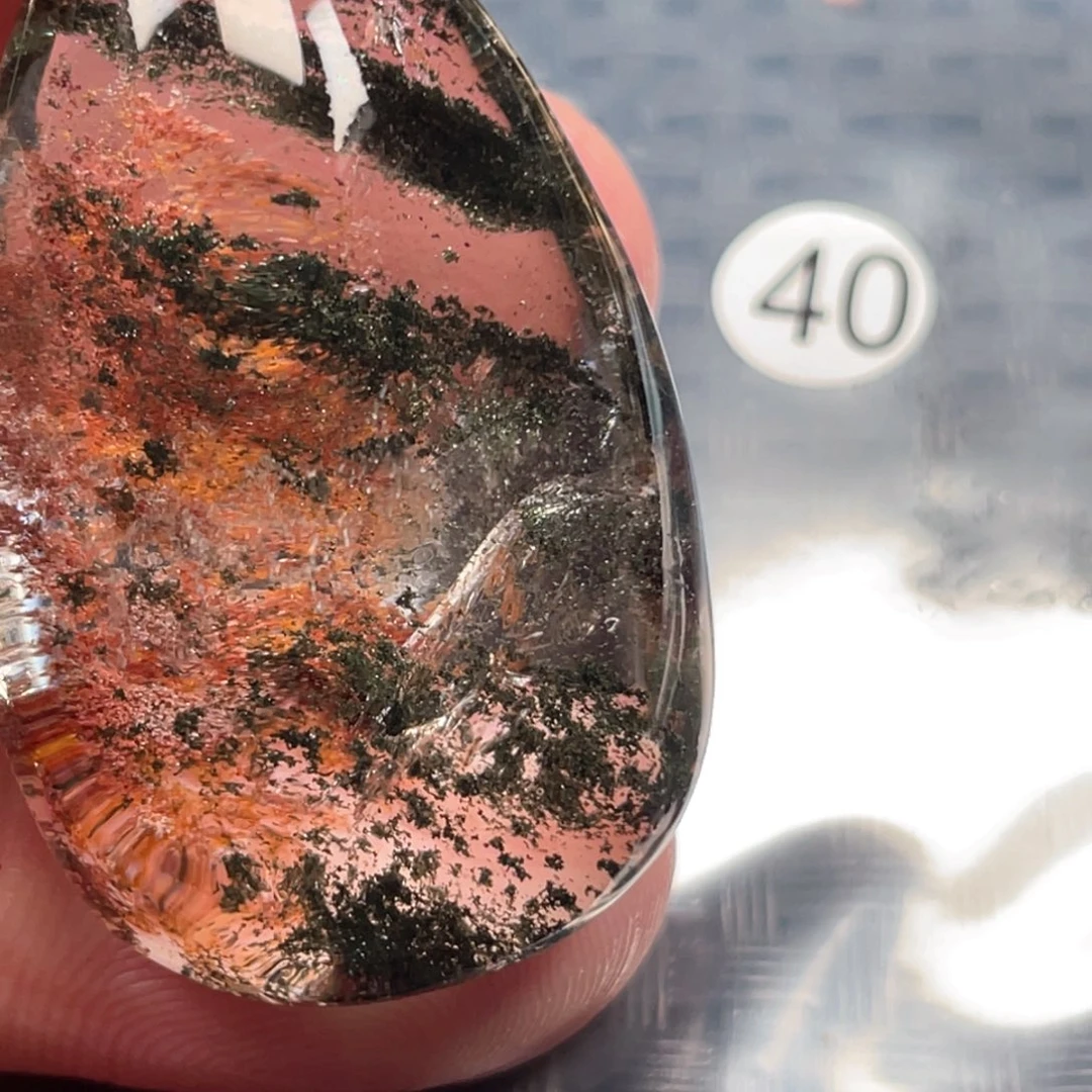 【闪购商品】颈饰未镶嵌水晶保*?