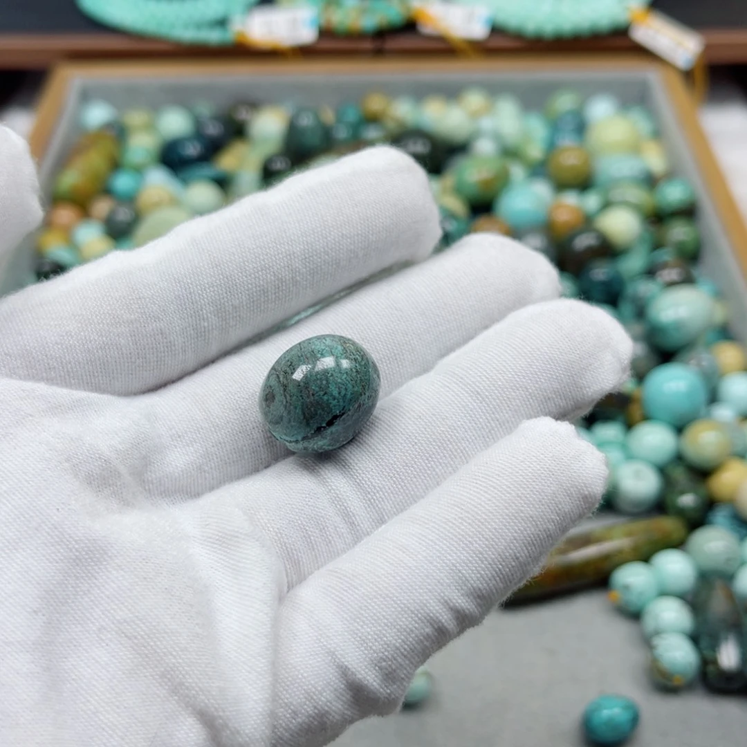 绿松石未镶嵌挂件