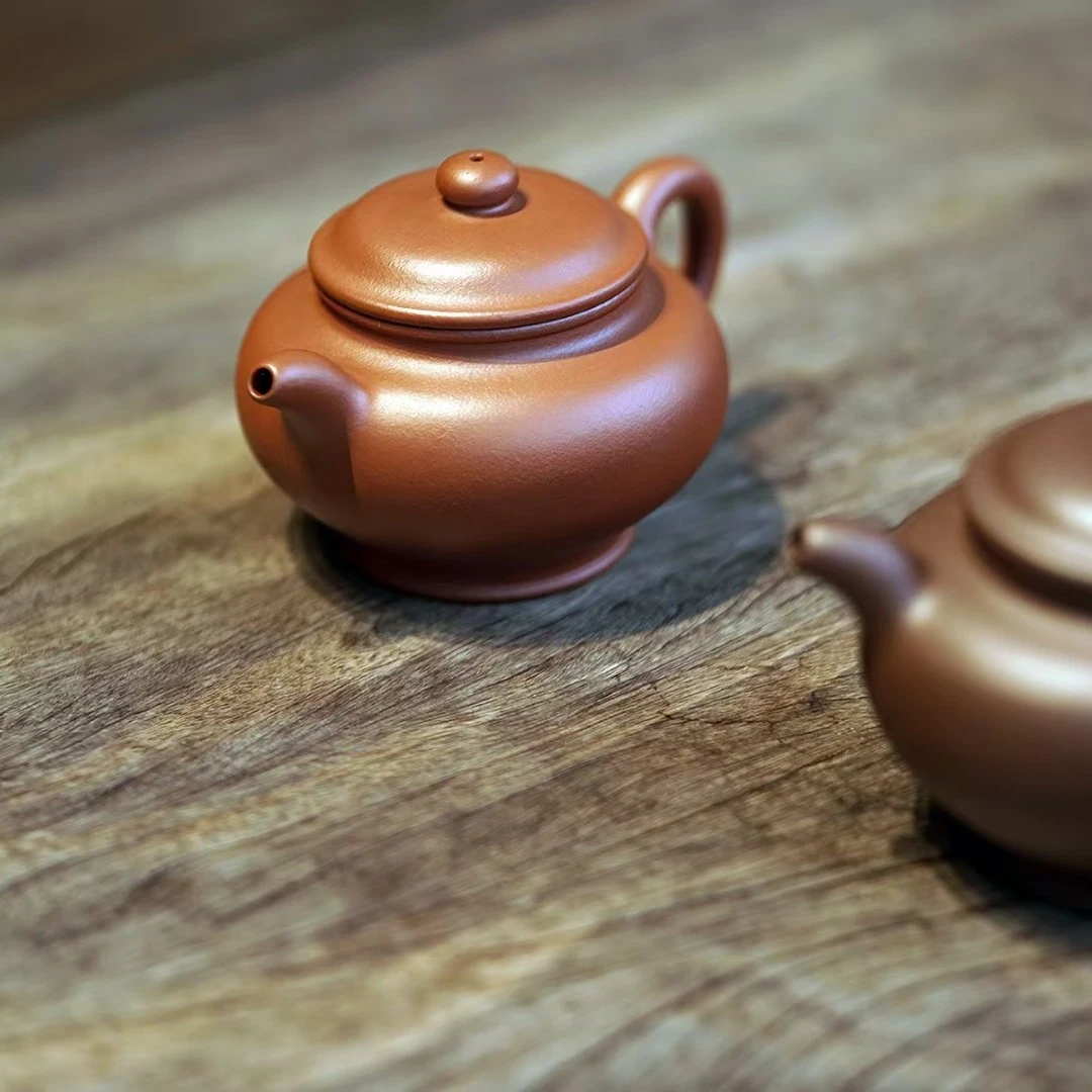 全手摹清大亨掇只壶 原矿生砂朱泥 135cc 素器典范 耐品佳作