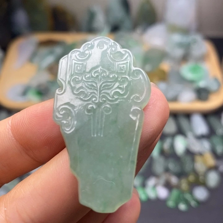 颈饰未镶嵌翡翠仿古牌