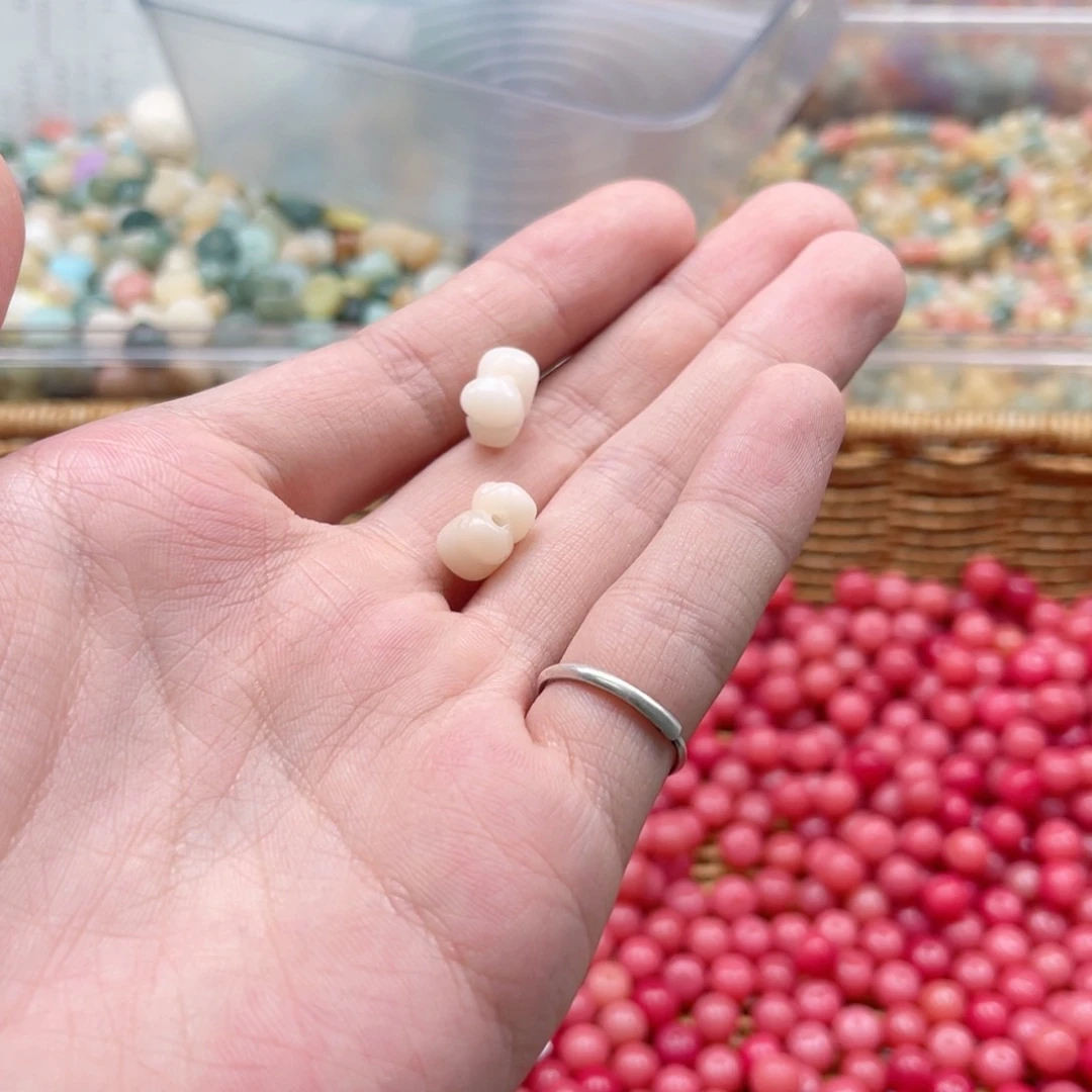 白玉菩提吊坠Q*dz12/25+20颗蝴蝶瑕不售后