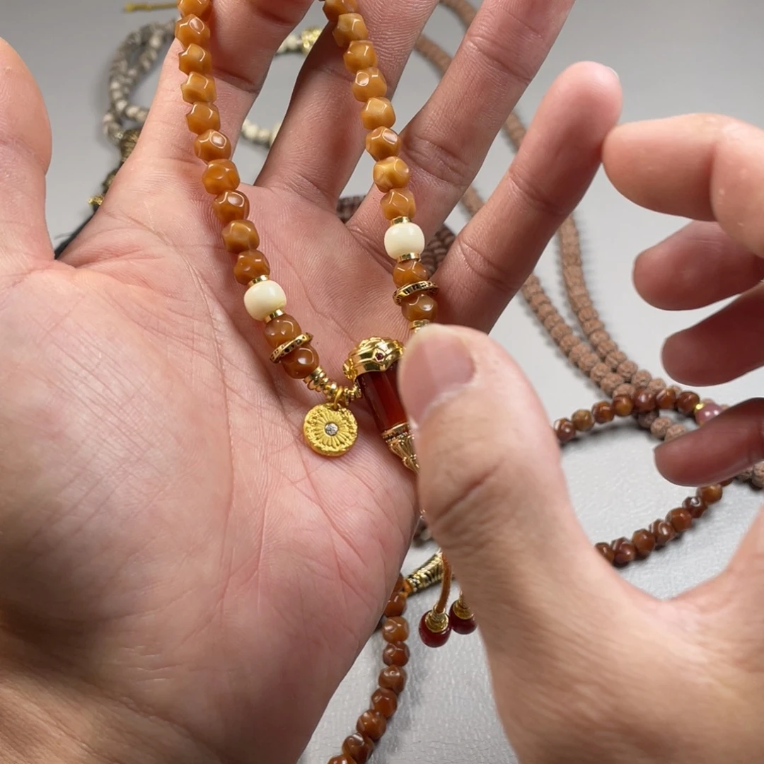 龙脊菩提吊坠。。。。。。。。。。。。