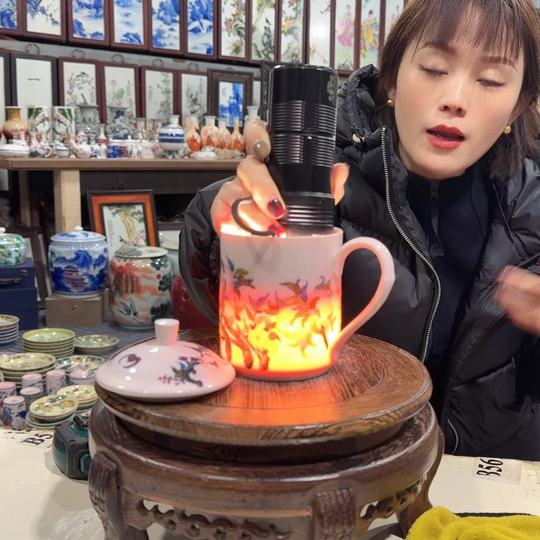 摆件瓷//////景德镇陶瓷瓷器。