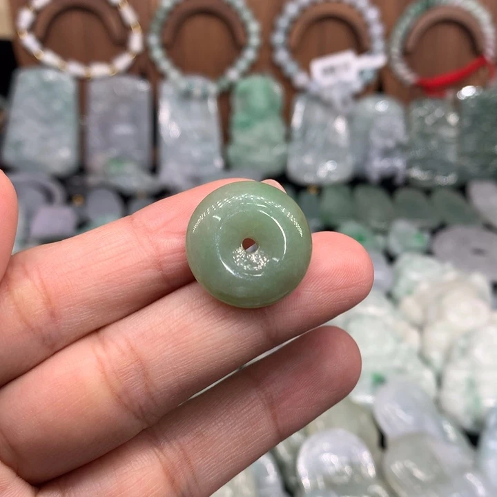颈饰未镶嵌翡翠11