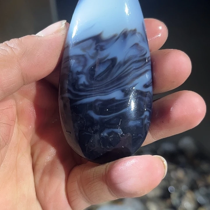 和田玉（糖玉）未镶嵌珠宝奇石