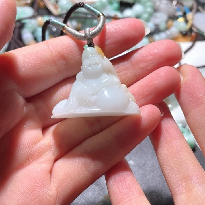 【闪购商品】翡翠颈饰未镶嵌天然翡翠