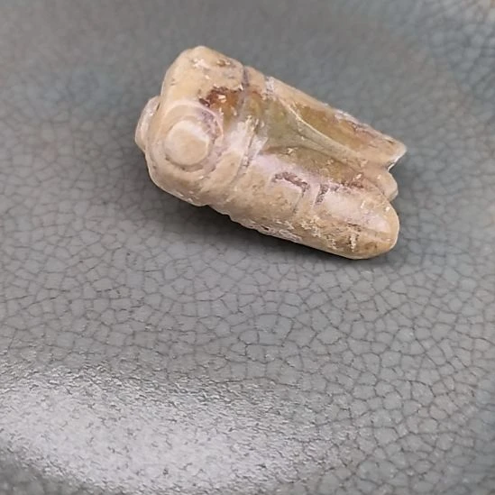 摆件开片瓷器瓷片摆件