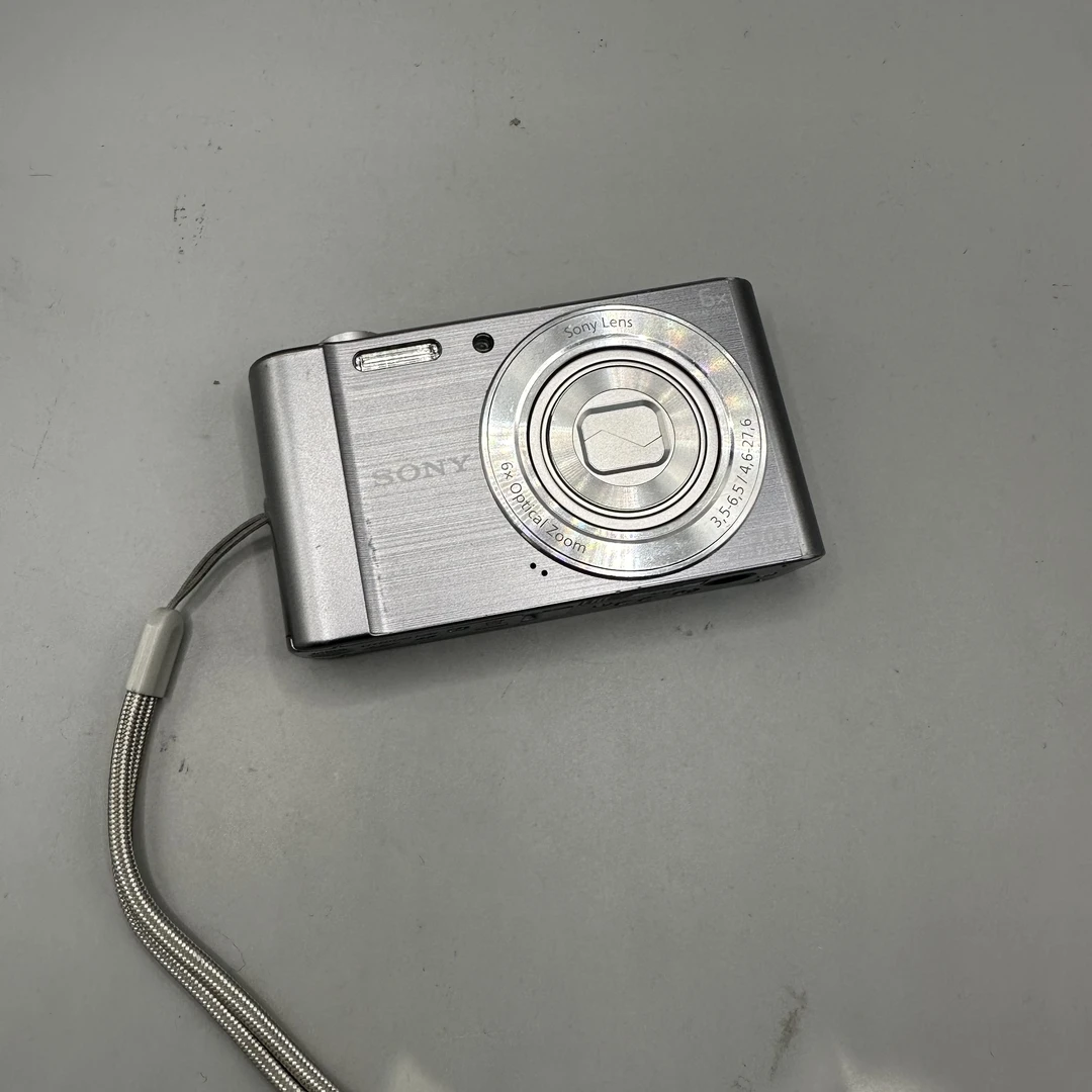 99新 Sony/索尼 索尼w810 两千万像素 复古胶片 配件齐全无瑕疵