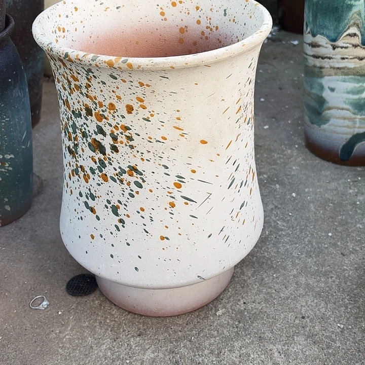 20口30高一个盆子。