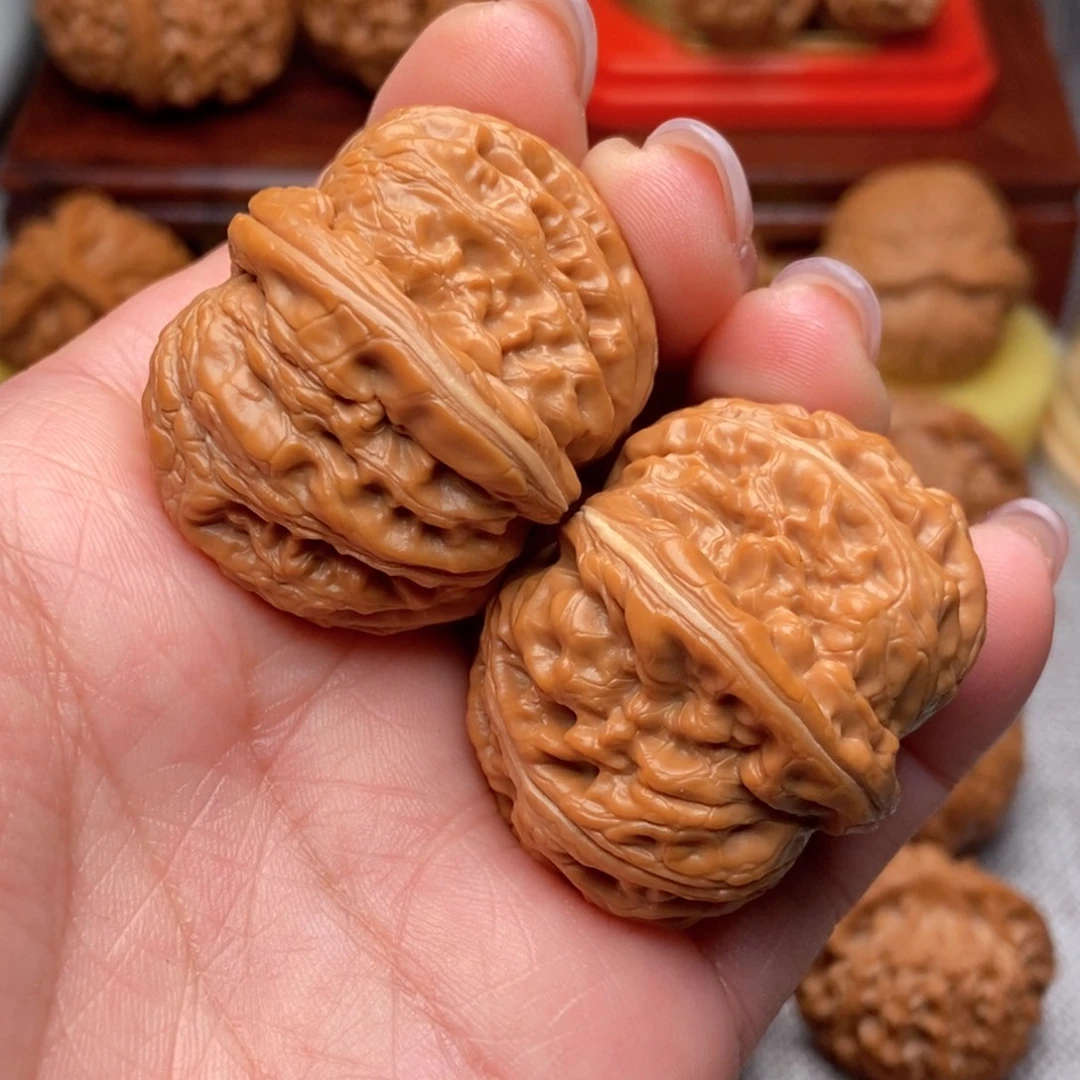 文玩核桃把件毕业元宝40全品