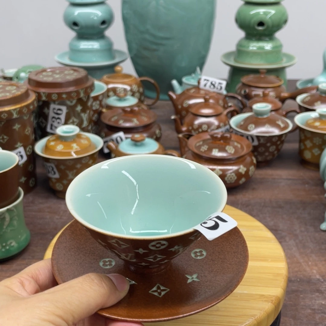 特价福利一杯一垫