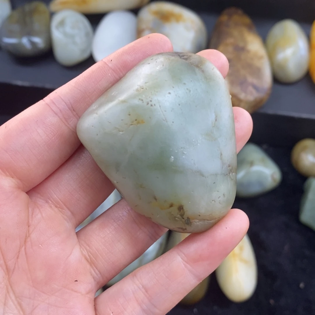 未镶嵌和田玉（糖玉）挂件