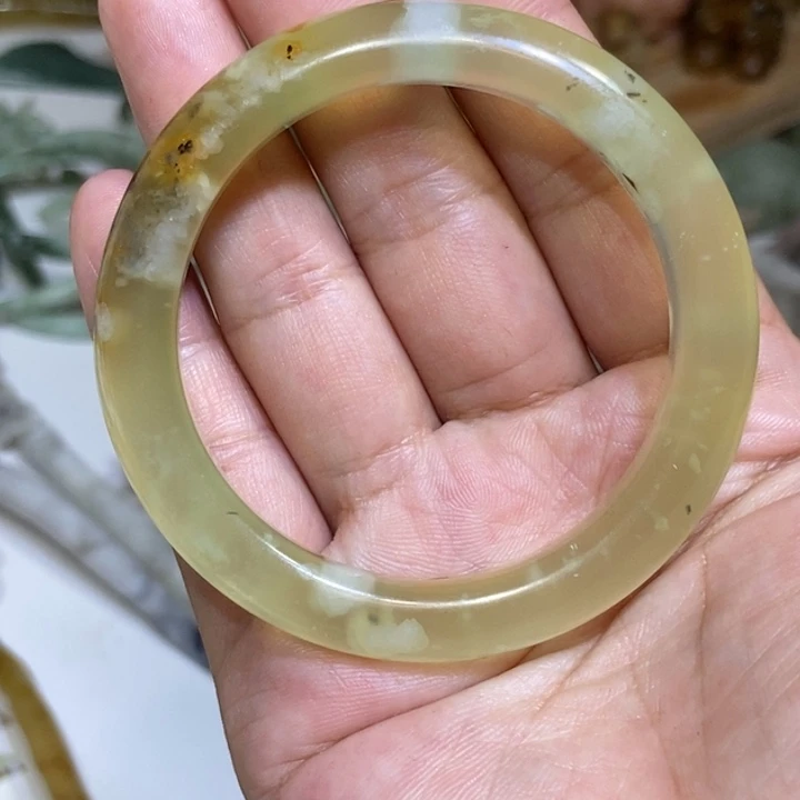 珍***我蛇纹石玉未镶嵌发饰