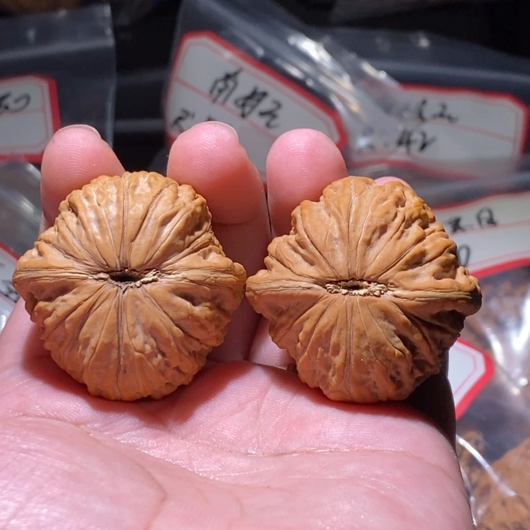 灬***灬文玩核桃吊坠41全品铁锤
